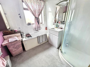 Photo 18- click for photo gallery